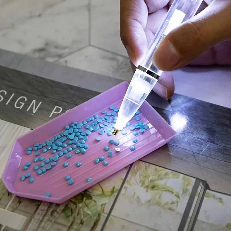 LED Light Diamond Painting Pen - Embroidery Embellishments ulasan dan harga
